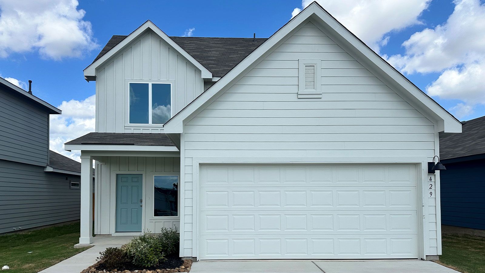 Exterior:Elevation Image 0.