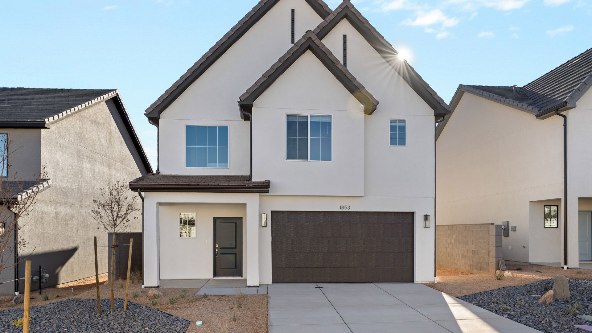 Exterior:Elevation Image 0.