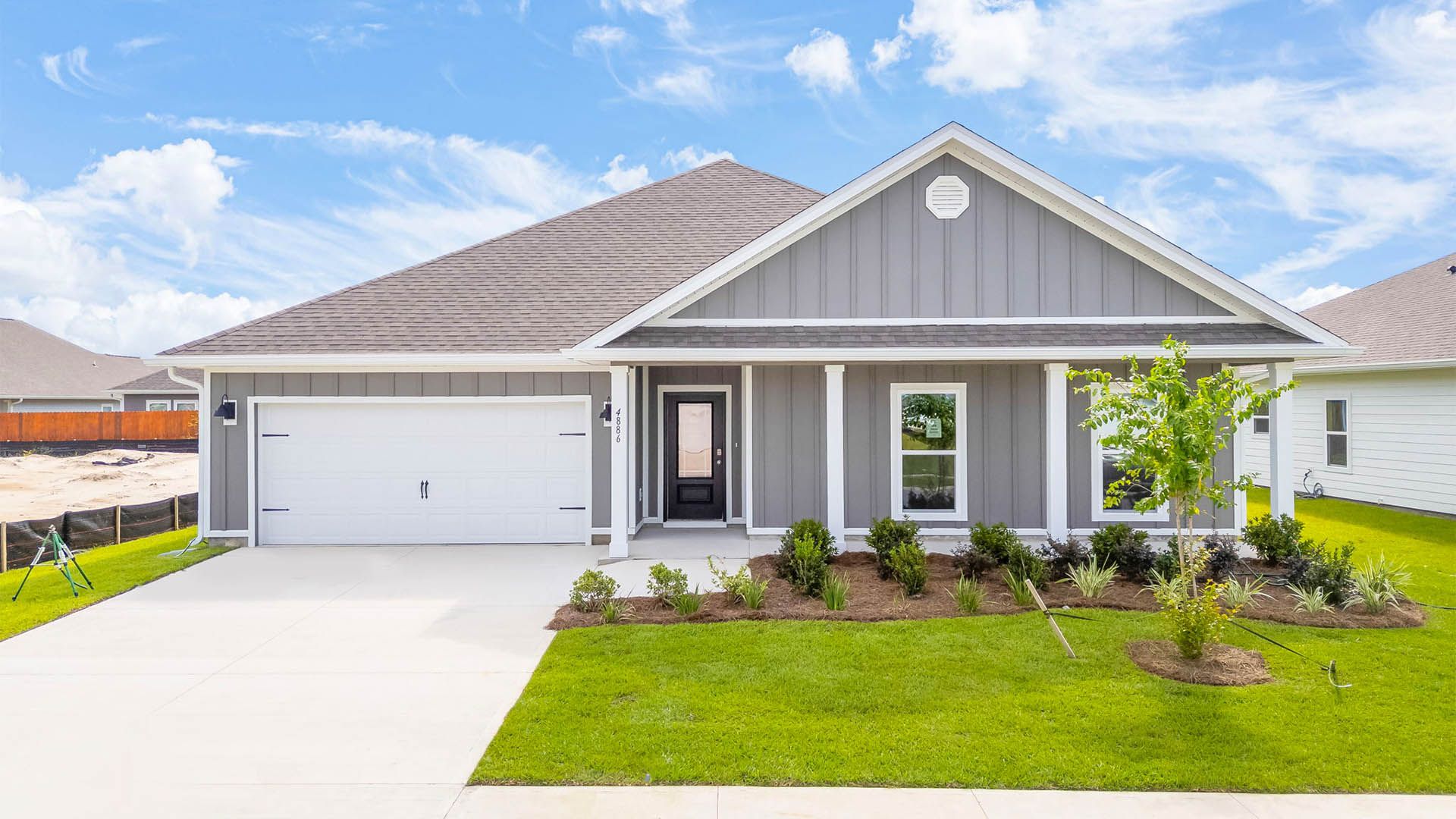 Exterior:Elevation Image 0.