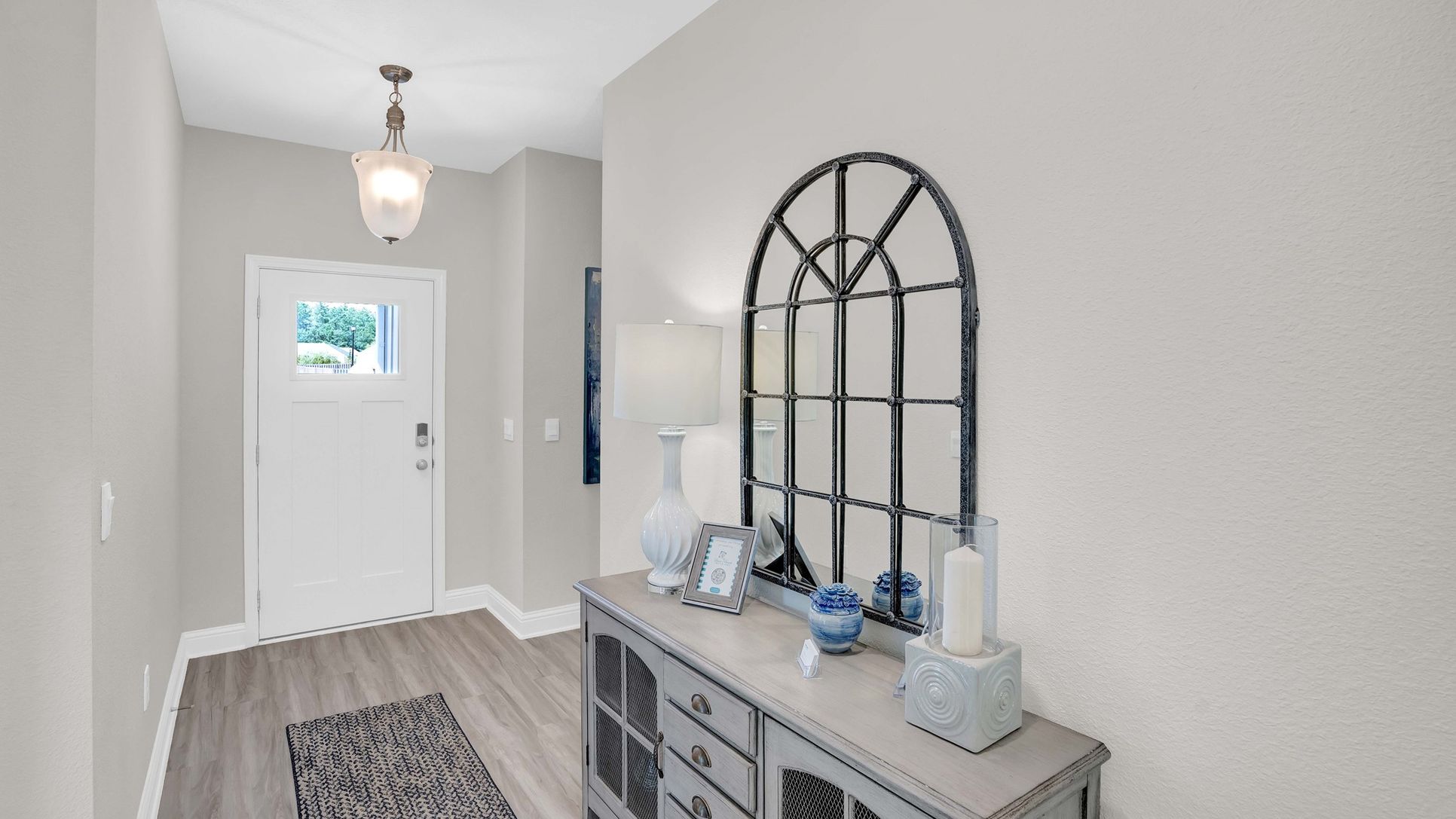 Exterior:Elevation Image 1.