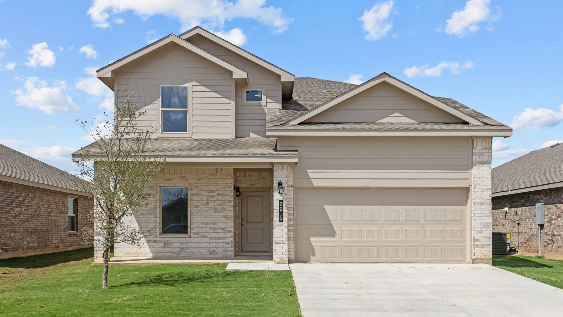 Exterior:Elevation Image 0.