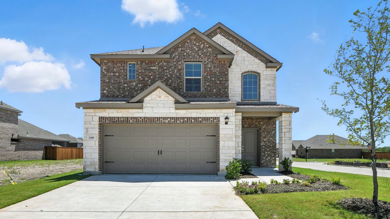 Exterior:Elevation Image 0.