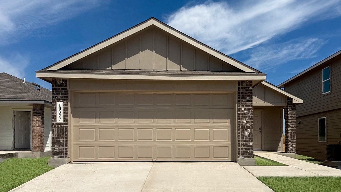Exterior:Elevation Image 0.