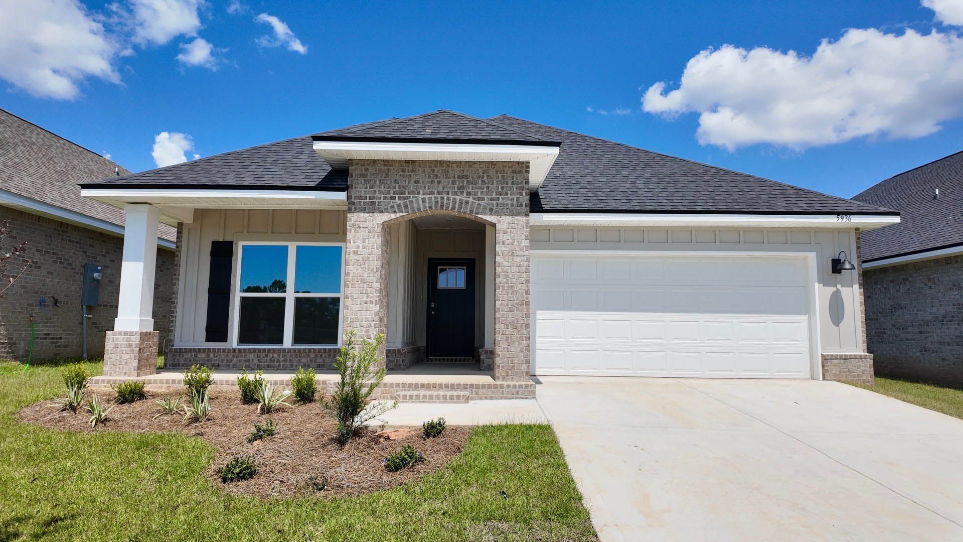 Exterior:Elevation Image 0.