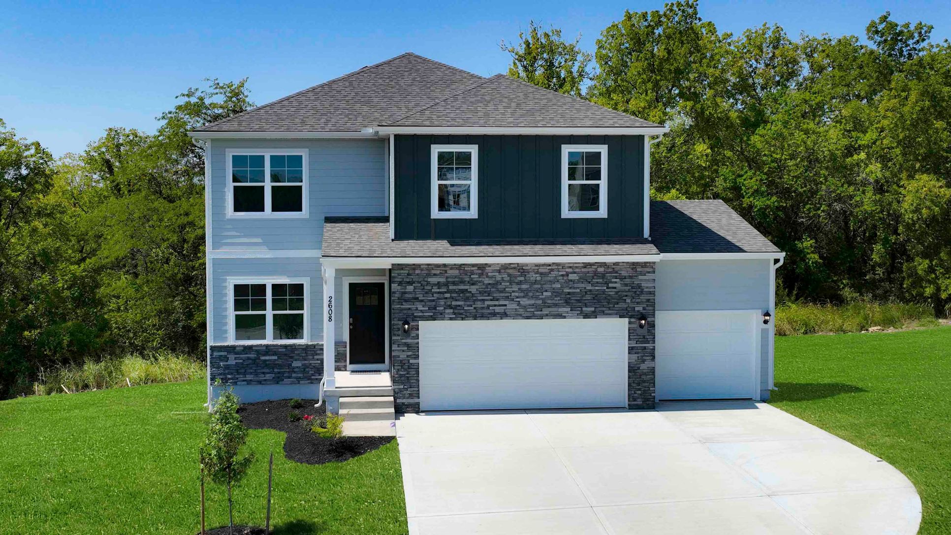 Exterior:Elevation Image 0.