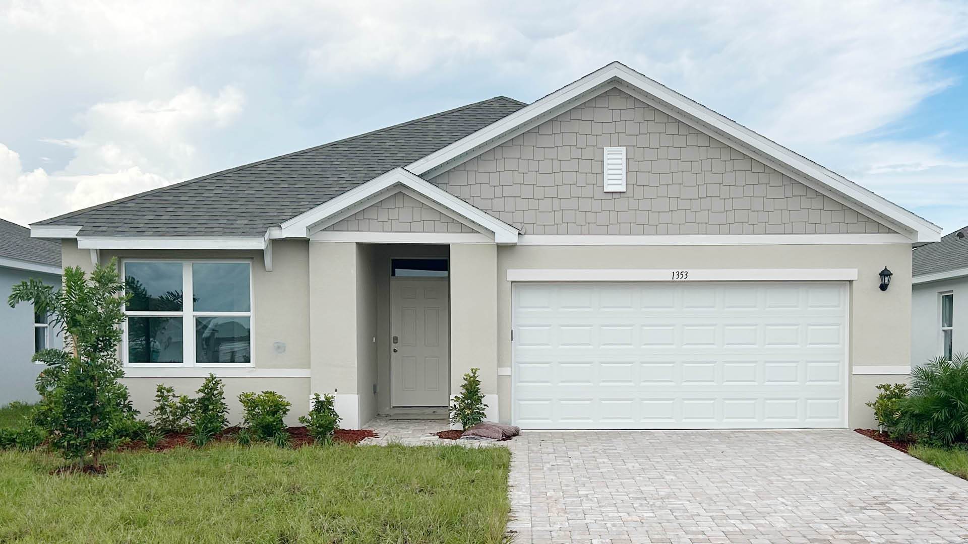 Exterior:Elevation Image 0.