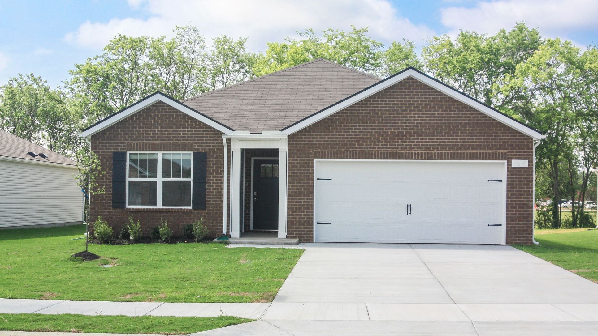 Exterior:Elevation Image 0.