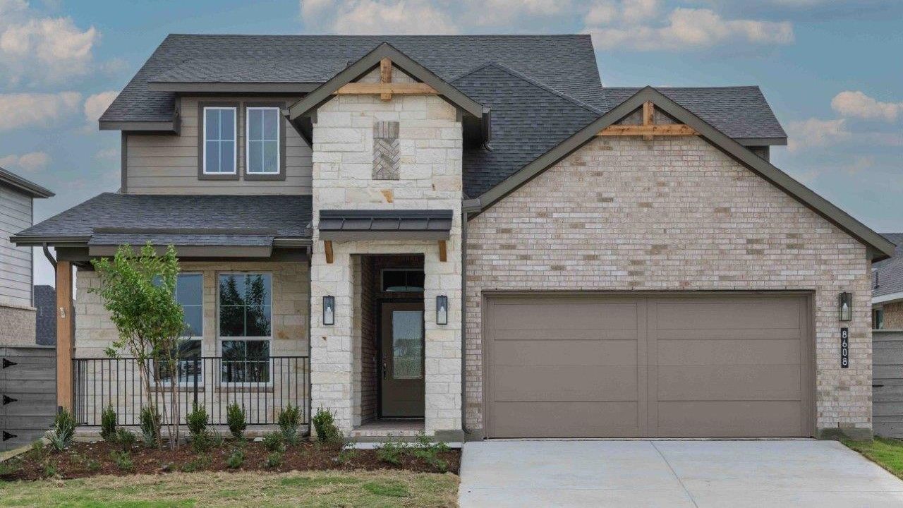 Exterior:Elevation Image 0.