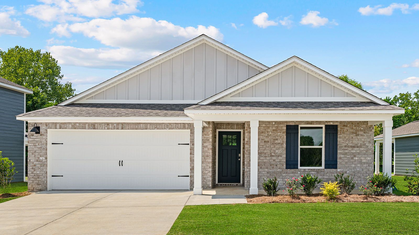 Exterior:Elevation Image 0.