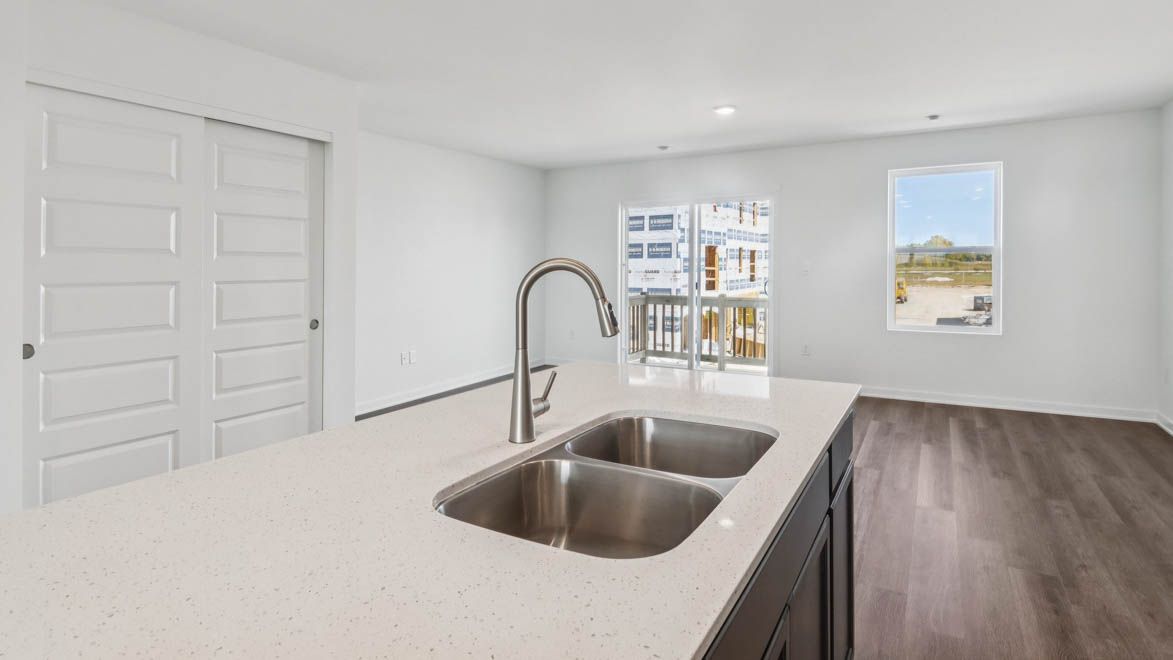 Exterior:Elevation Image 1.