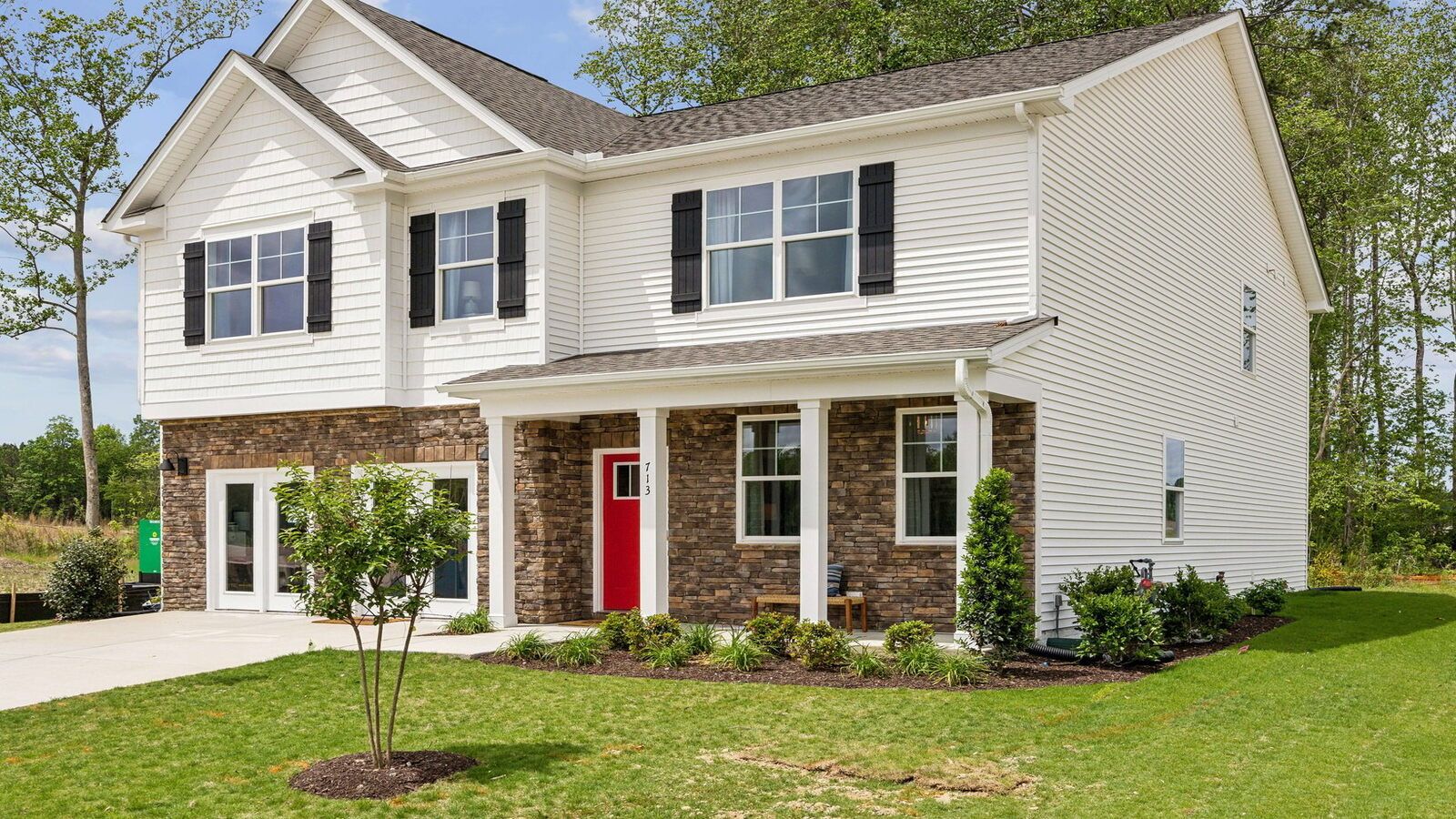Exterior:Elevation Image 0.