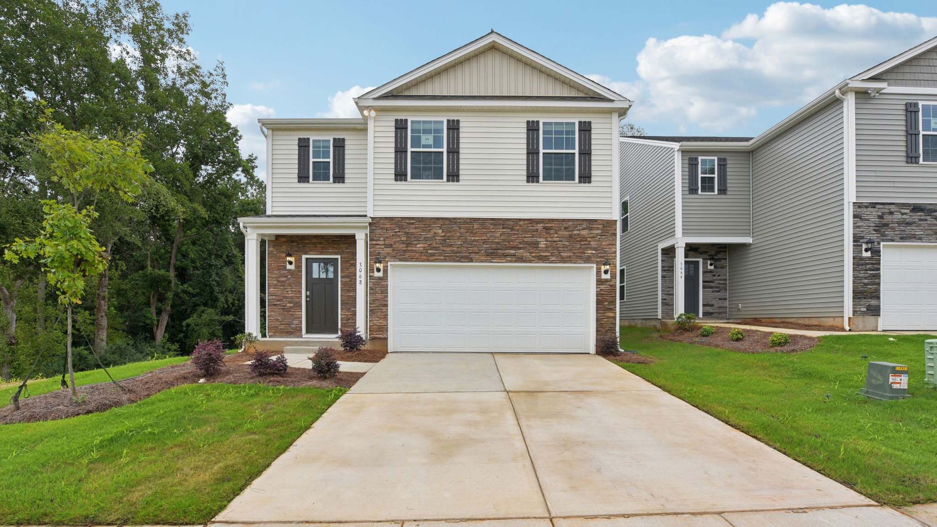 Exterior:Elevation Image 0.