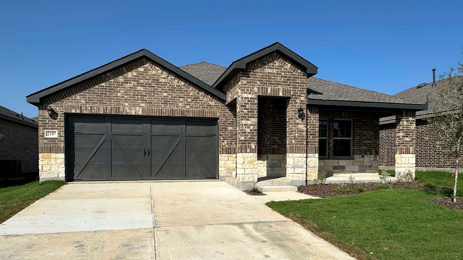 Exterior:Elevation Image 0.