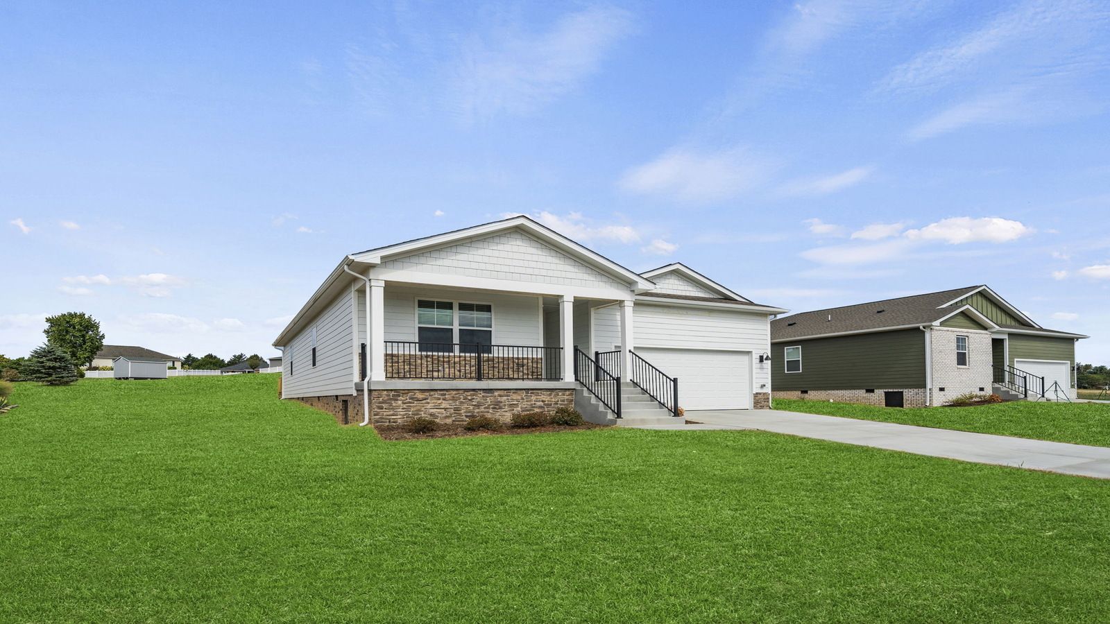 Exterior:Elevation Image 0.