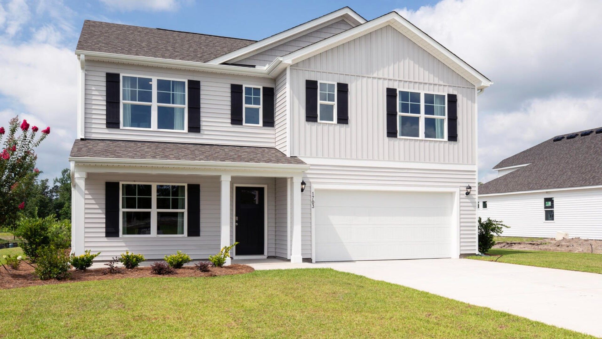 Exterior:Elevation Image 0.