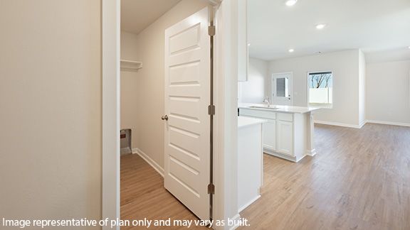 Exterior:Elevation Image 1.