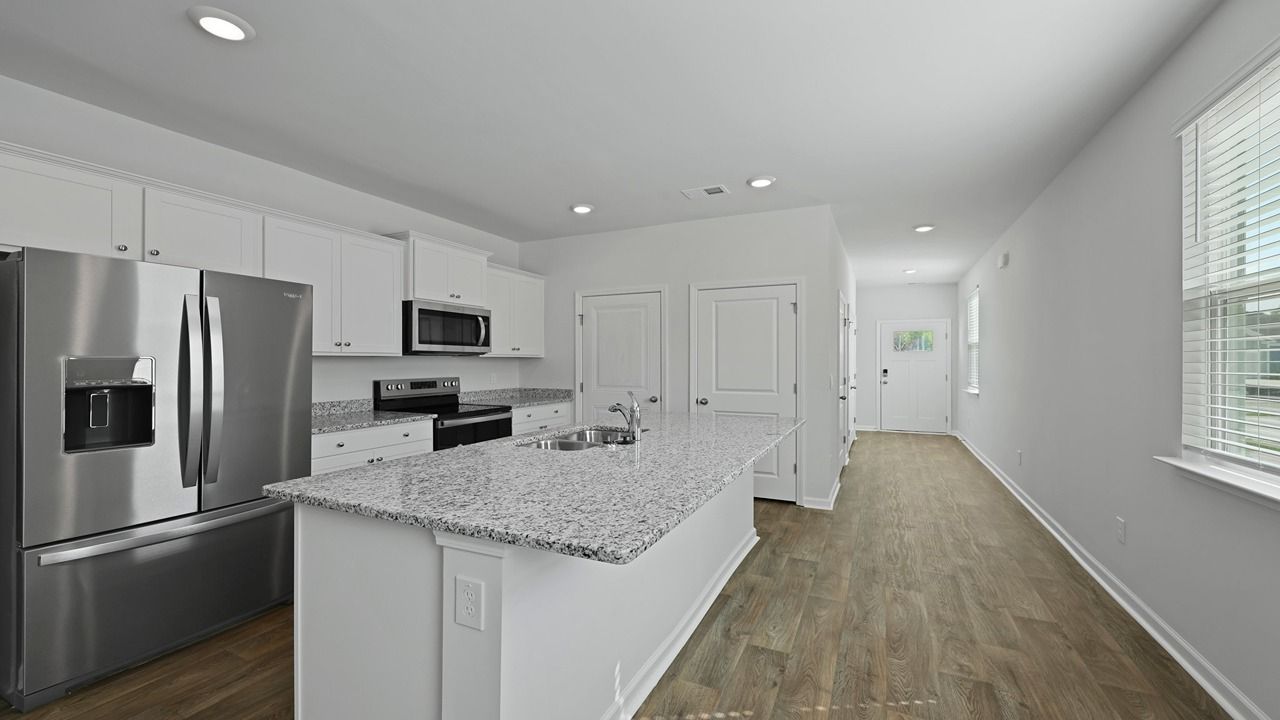 Exterior:Elevation Image 3.
