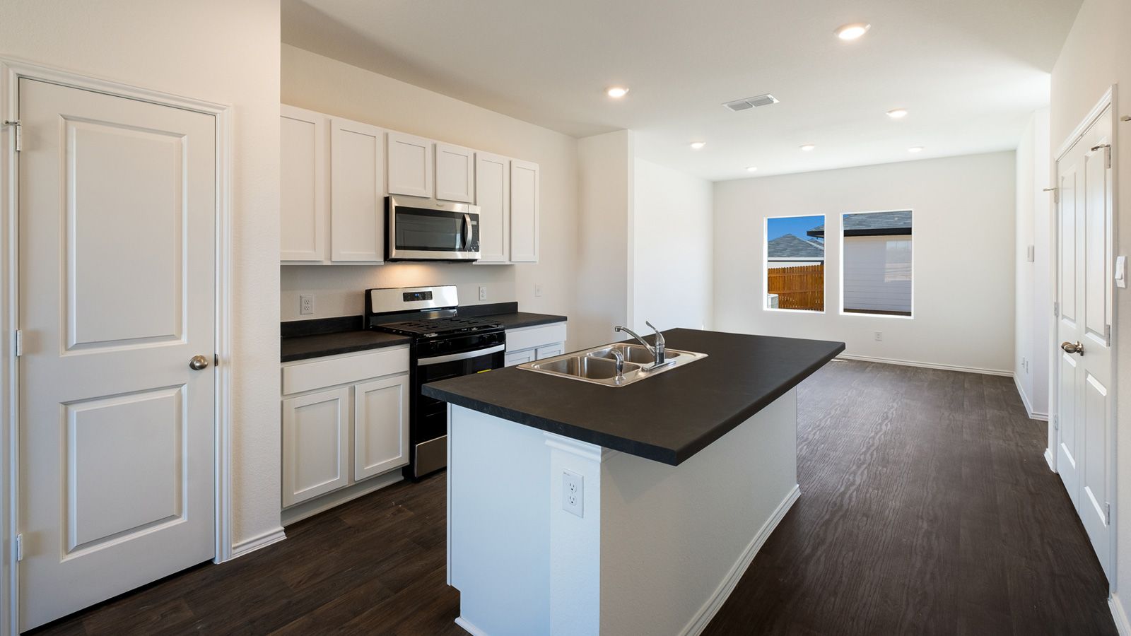 Exterior:Elevation Image 1.