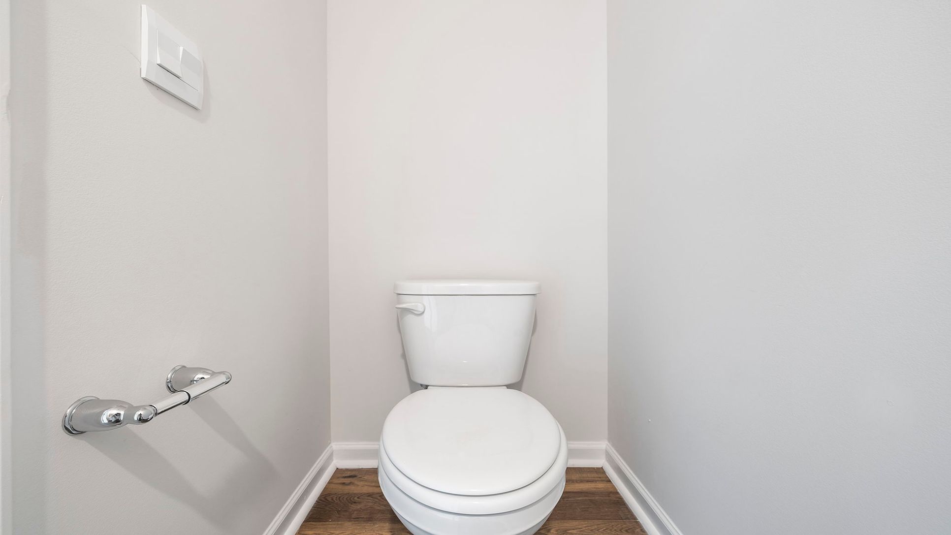 Exterior:Elevation Image 24.