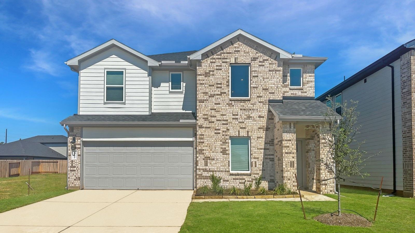 Exterior:Elevation Image 0.