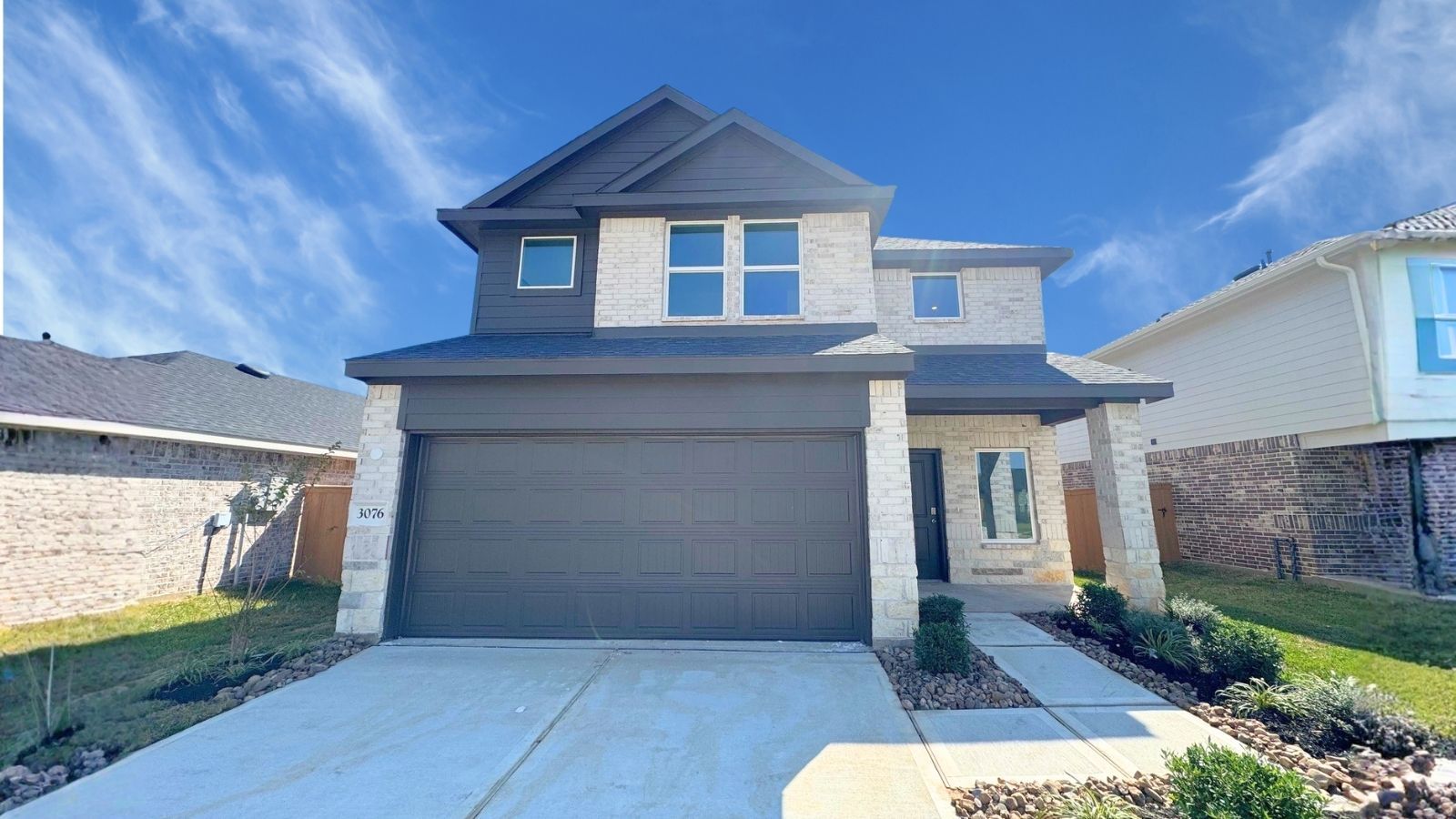 Exterior:Elevation Image 0.