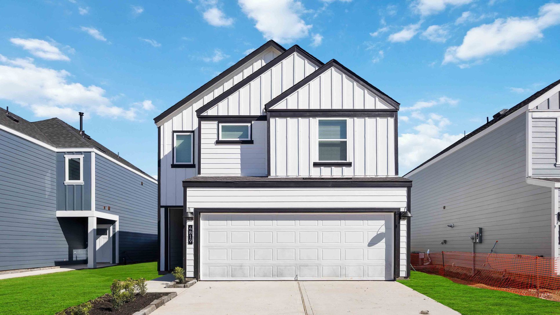 Exterior:Elevation Image 0.