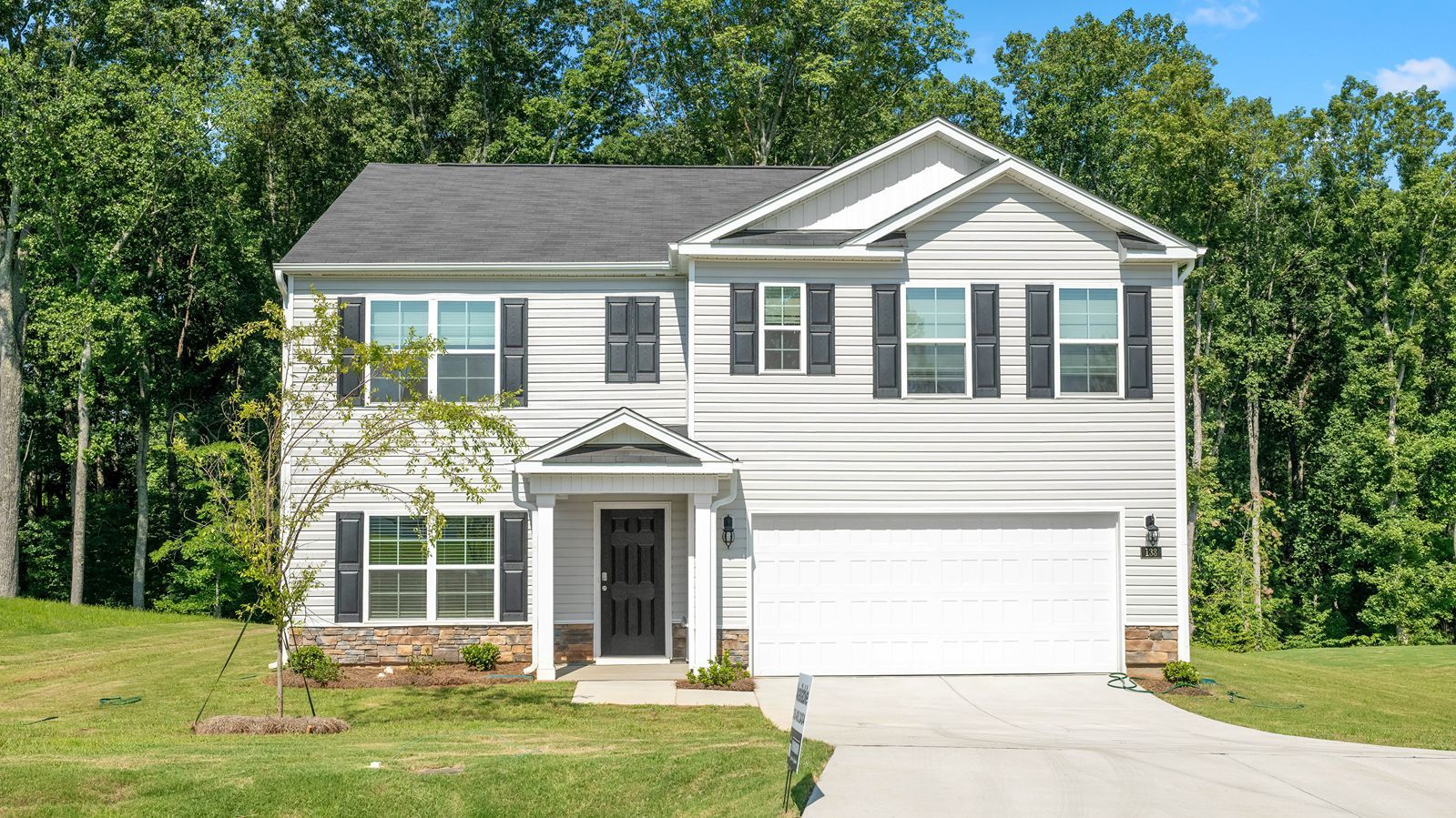 Exterior:Elevation Image 0.