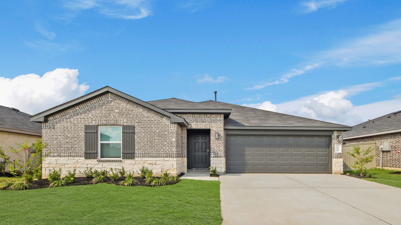 Exterior:Elevation Image 0.