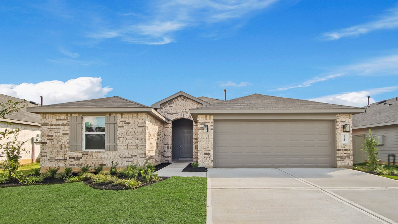 Exterior:Elevation Image 0.