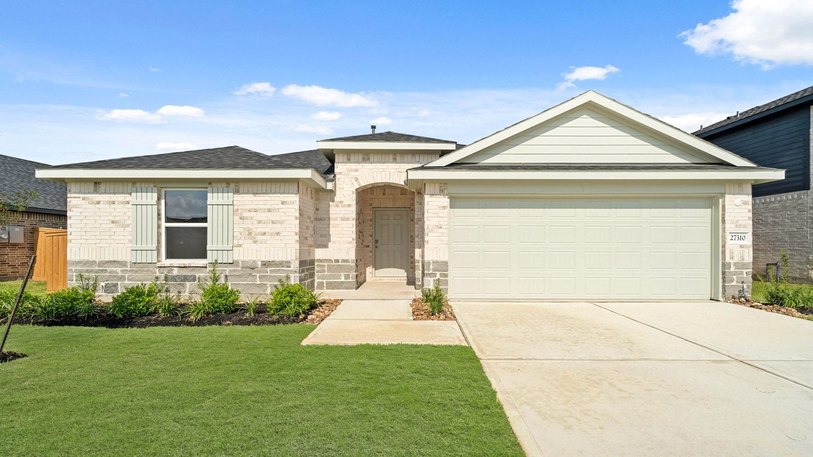 Exterior:Elevation Image 0.