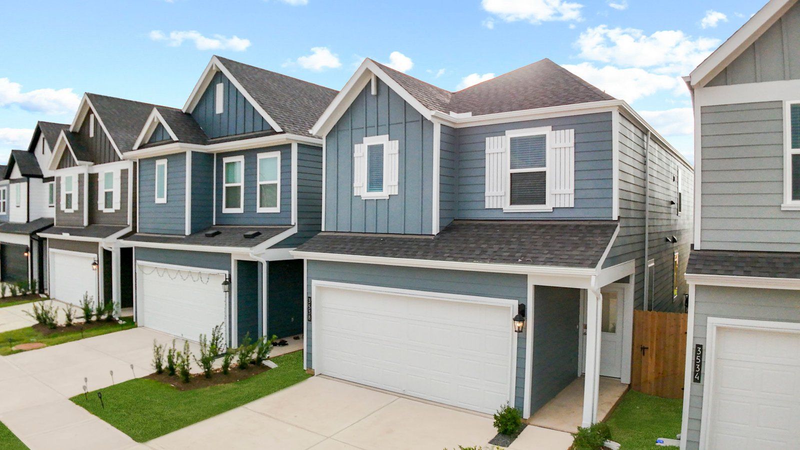 Exterior:Elevation Image 0.