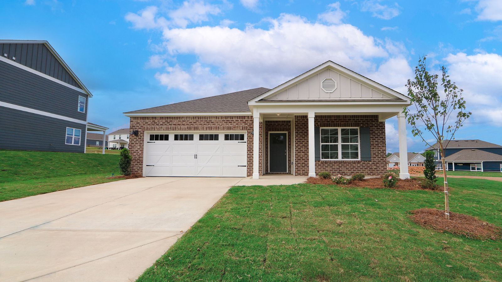 Exterior:Elevation Image 0.