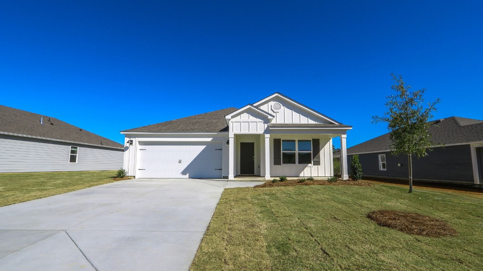 Exterior:Elevation Image 0.