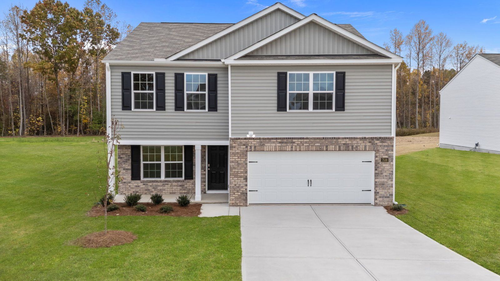 Exterior:Elevation Image 0.