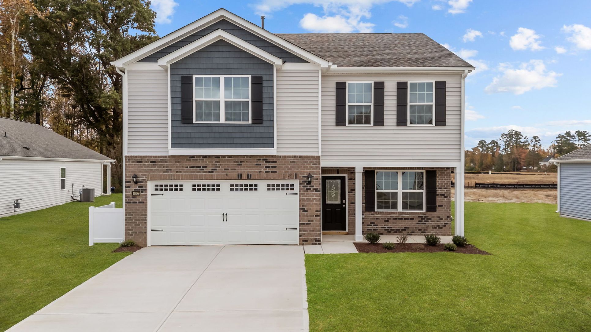 Exterior:Elevation Image 0.