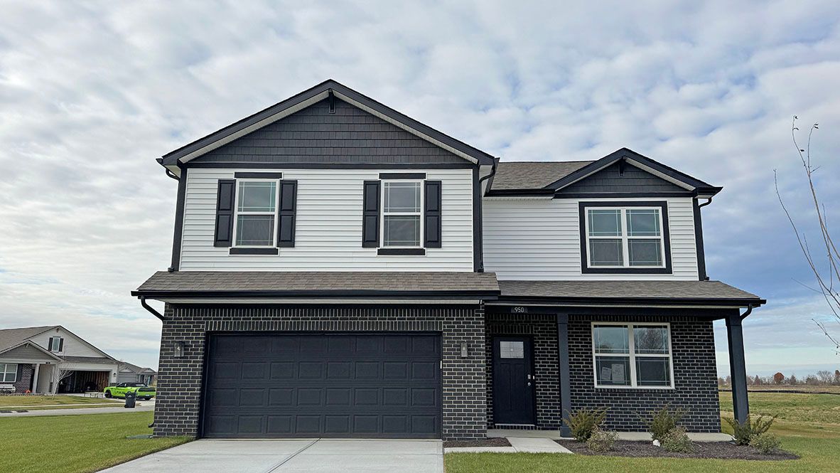 Exterior:Elevation Image 0.