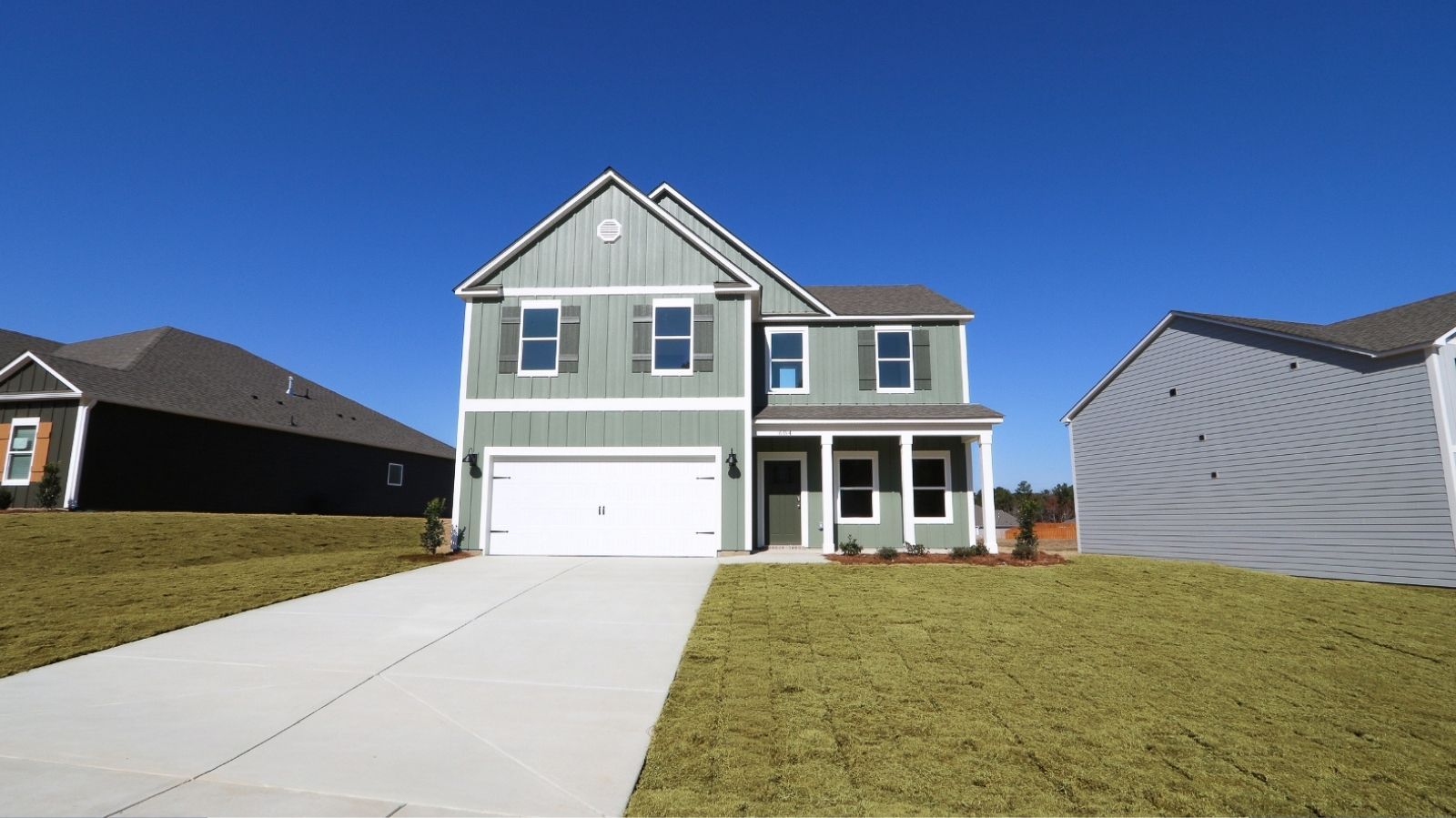 Exterior:Elevation Image 0.