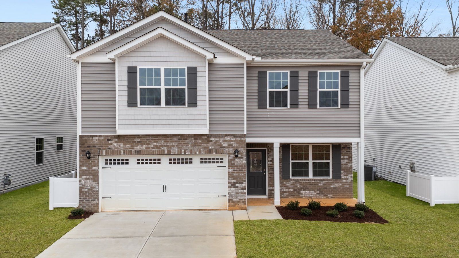 Exterior:Elevation Image 0.