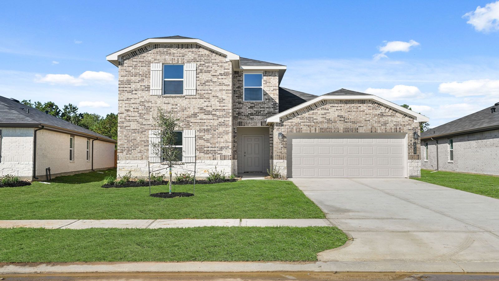 Exterior:Elevation Image 0.