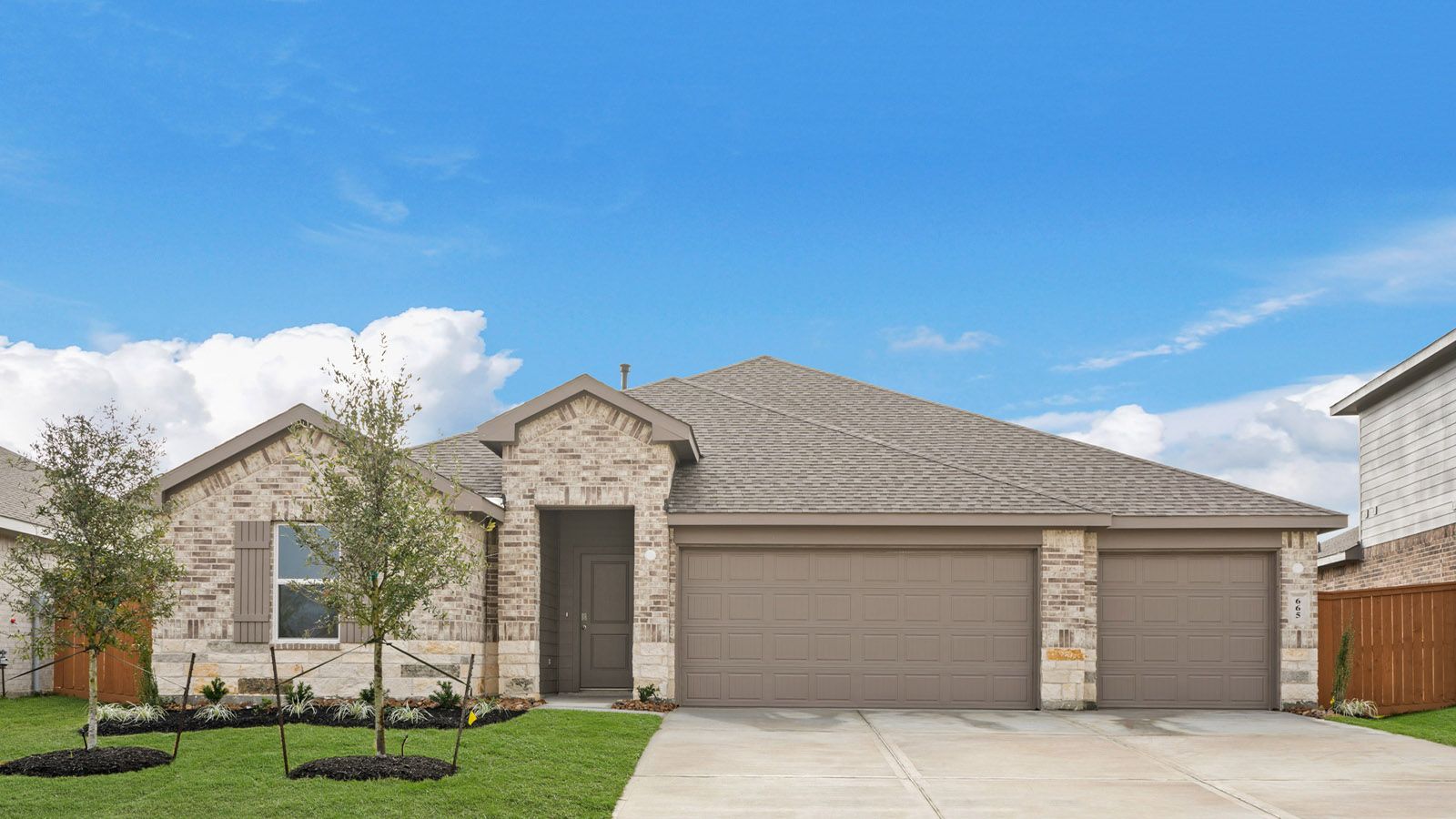 Exterior:Elevation Image 0.