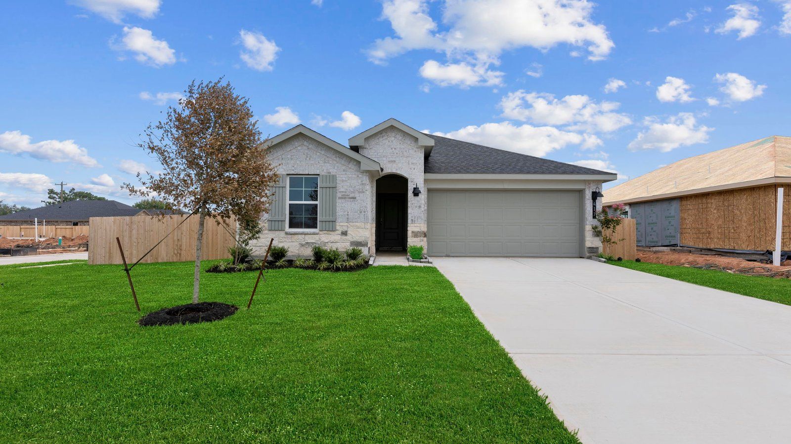 Exterior:Elevation Image 0.