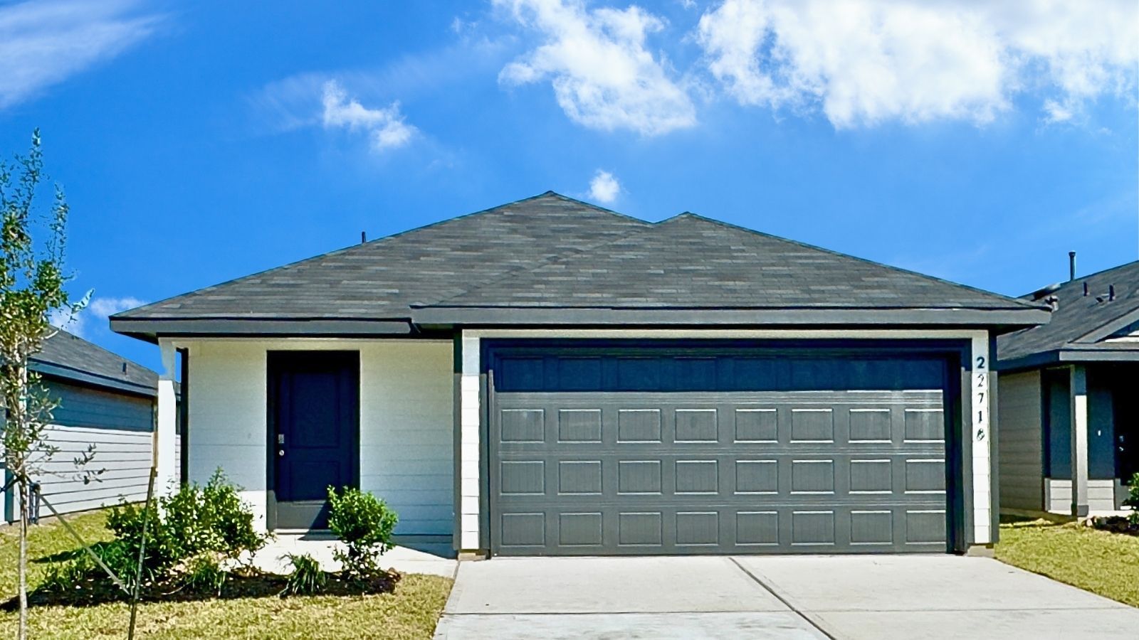 Exterior:Elevation Image 0.