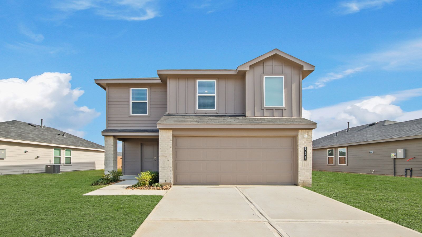 Exterior:Elevation Image 0.