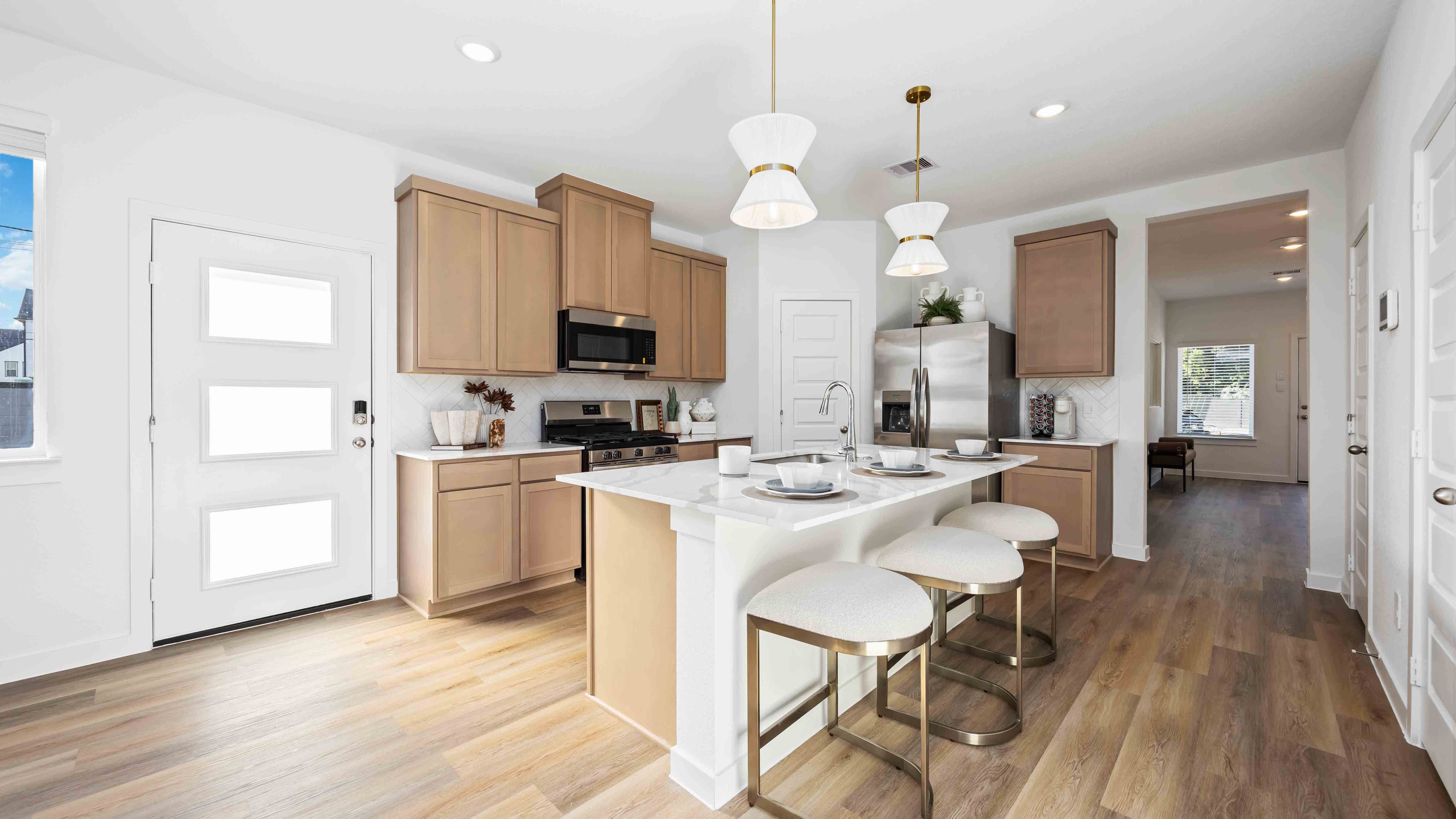 Exterior:Elevation Image 0.