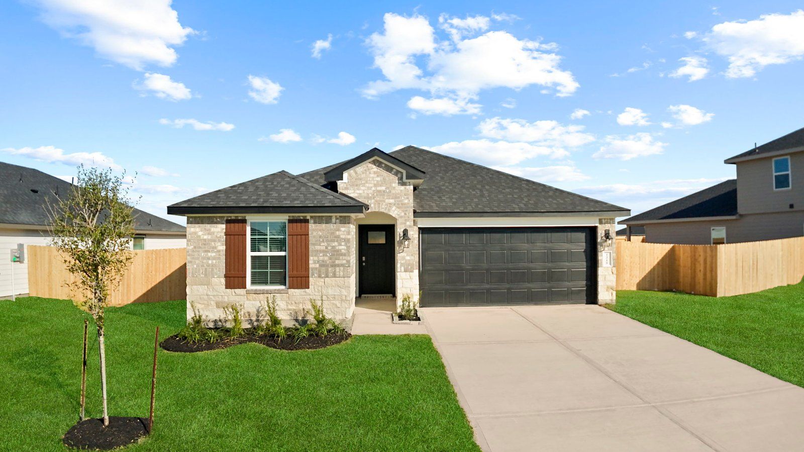 Exterior:Elevation Image 0.