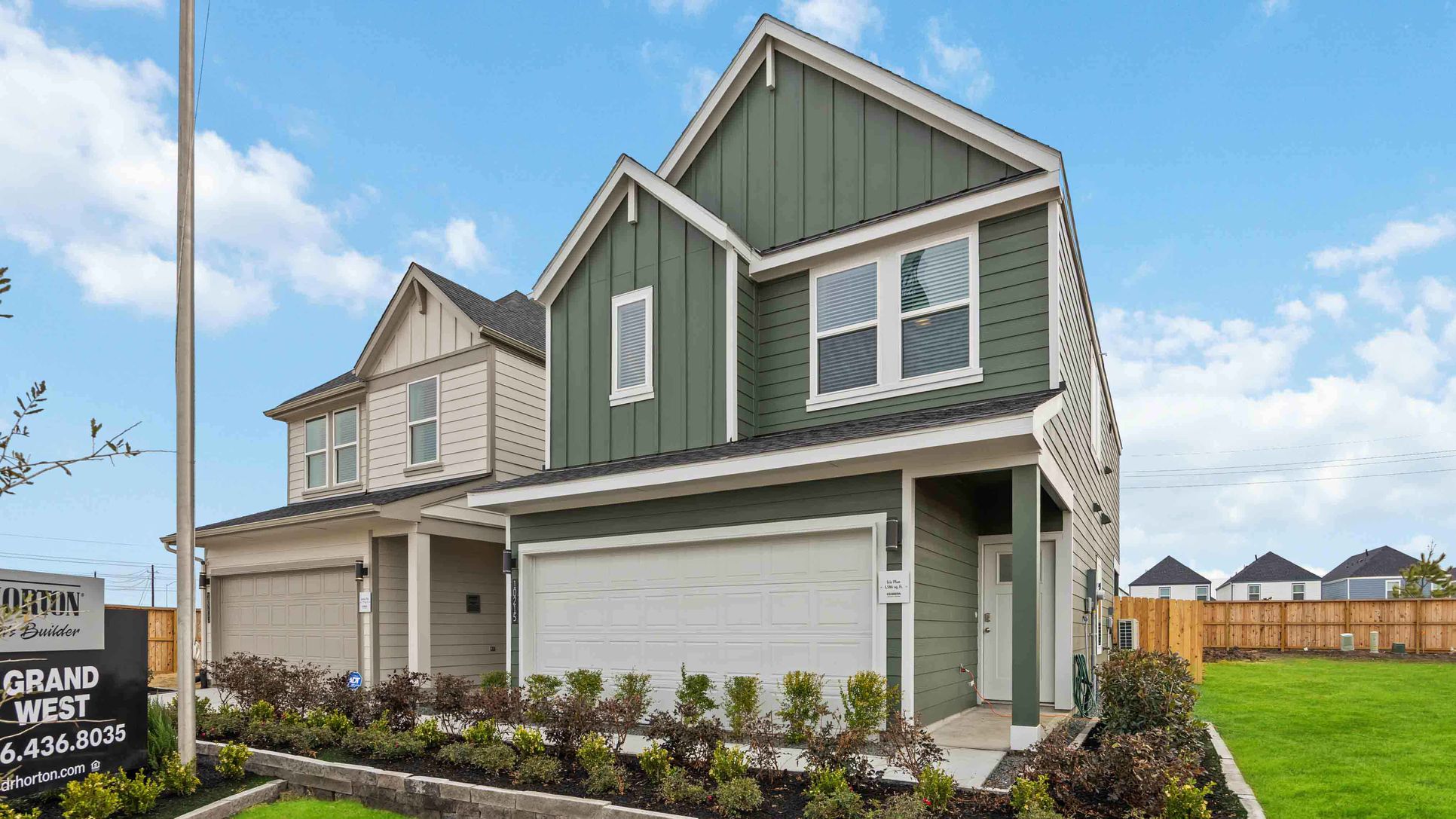 Exterior:Elevation Image 0.