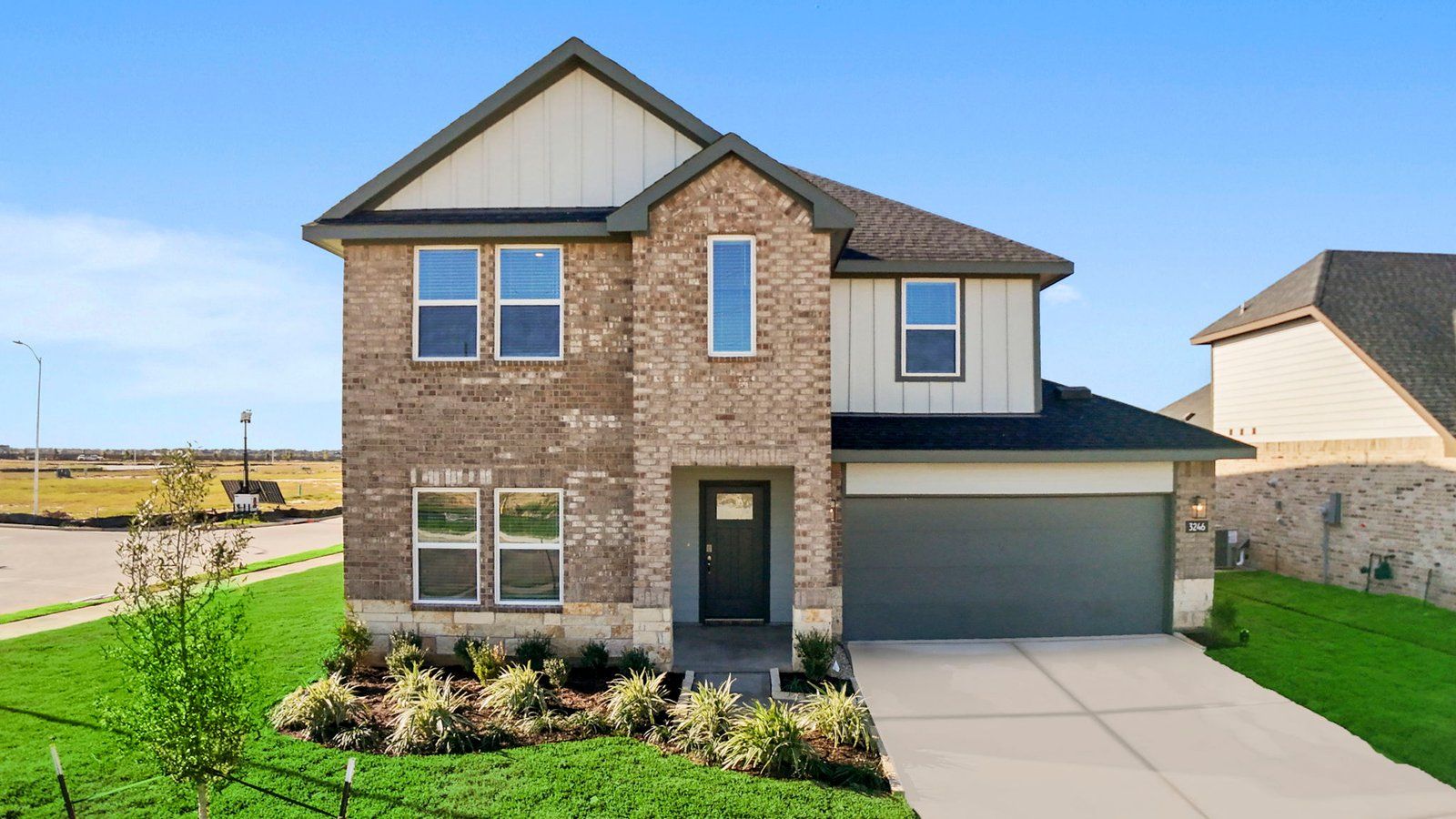 Exterior:Elevation Image 0.