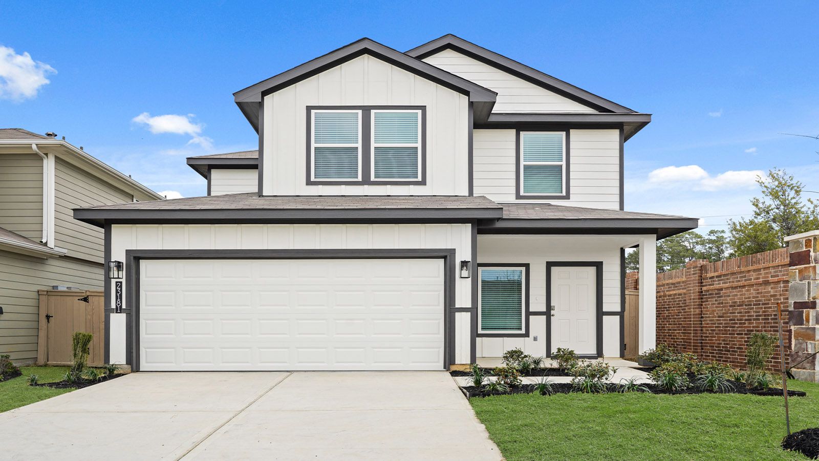 Exterior:Elevation Image 0.