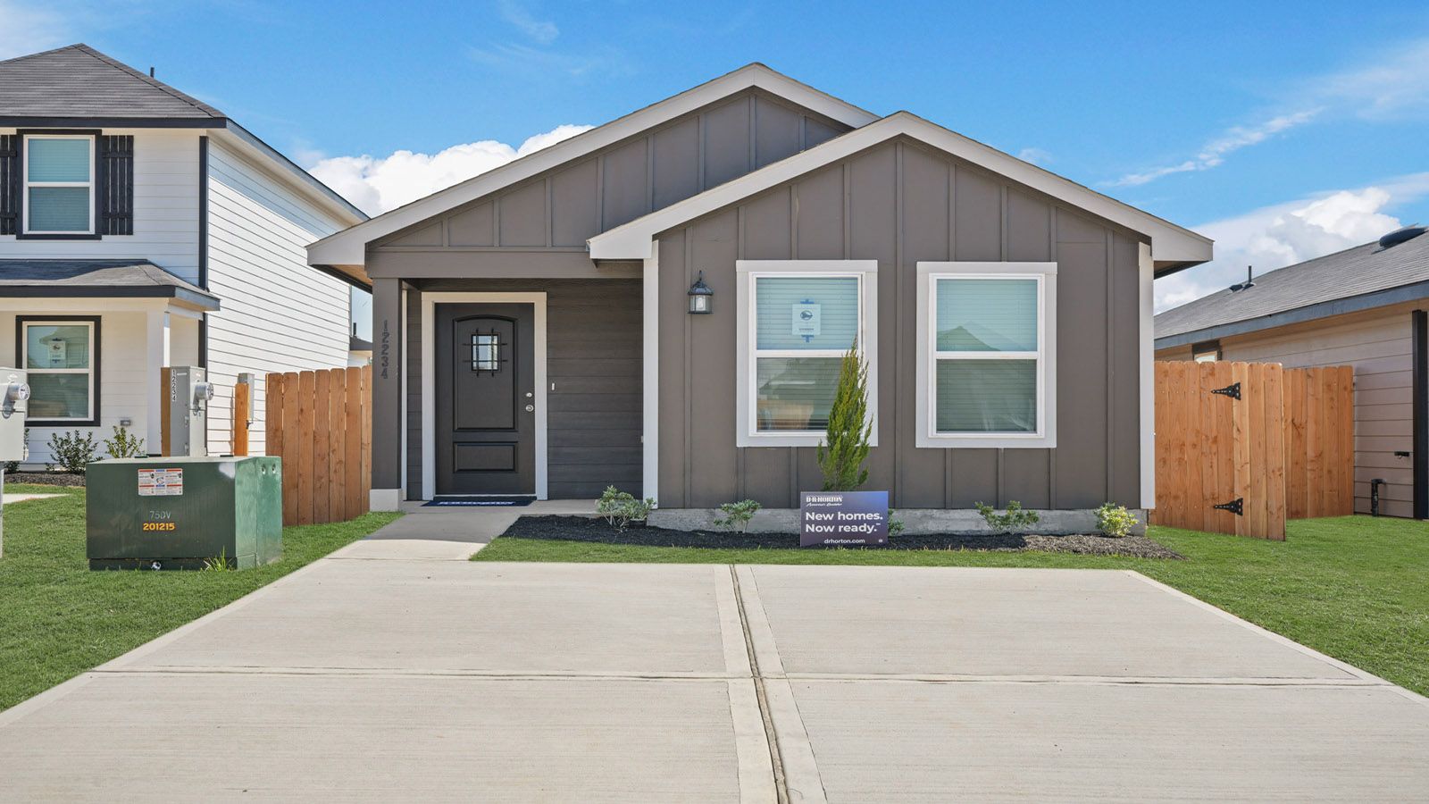 Exterior:Elevation Image 0.