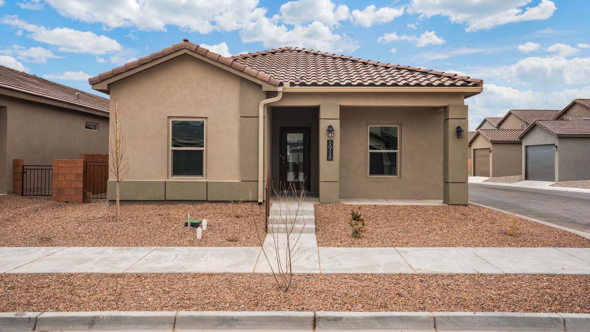 Exterior:Elevation Image 0.